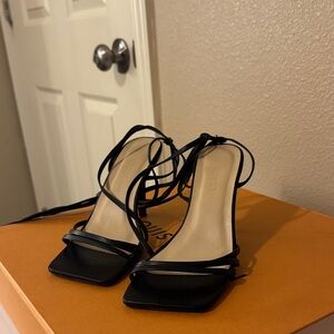 Wild Diva Black Strappy Heels Size 6.5